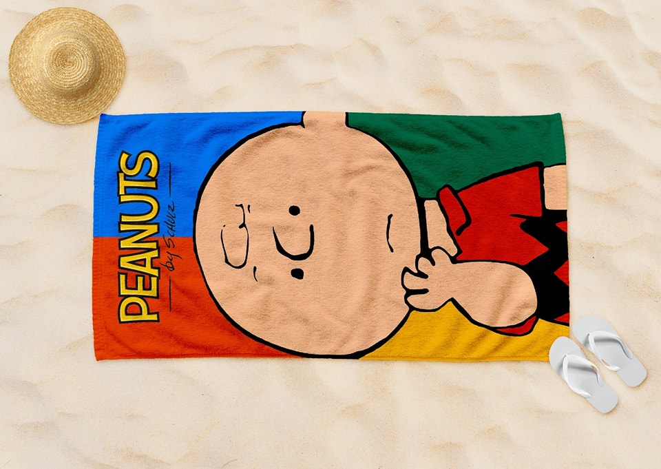 Peanuts 2 Beach Towel